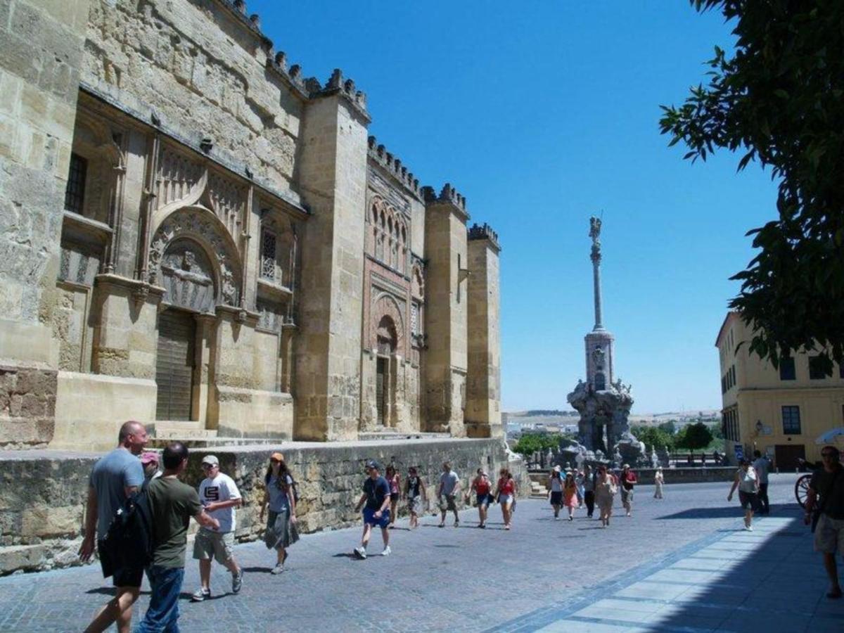 Apartamento Boulevard Gran Capitan Cordoba Exterior photo